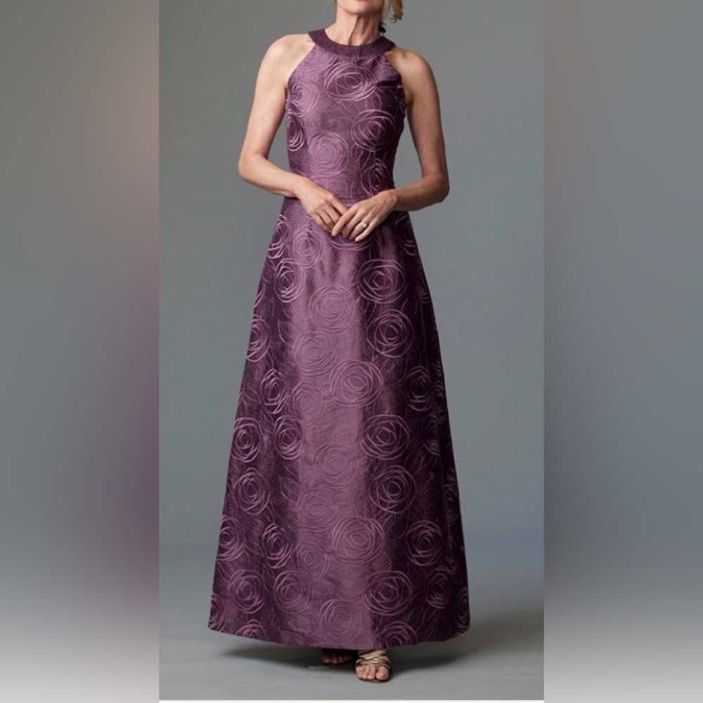 Siri formal floor length amethyst rose embroidered gown size 4